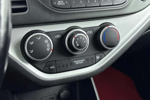 Kia Picanto (2014) thumbnail 21