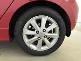 Kia Picanto (2014) thumbnail 24