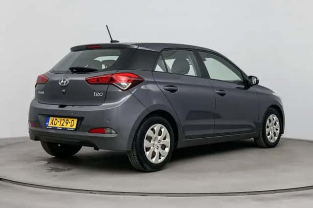Hyundai i20 (2019) thumbnail 2