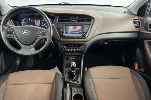 Hyundai i20 (2019) thumbnail 18