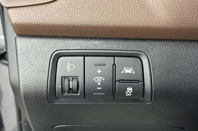 Hyundai i20 (2019) thumbnail 19
