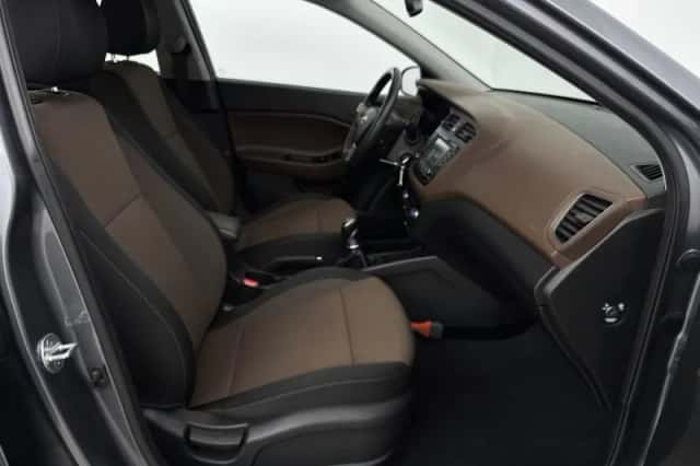 Hyundai i20 (2019) thumbnail 23