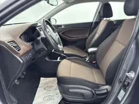 Hyundai i20 (2019) thumbnail 28