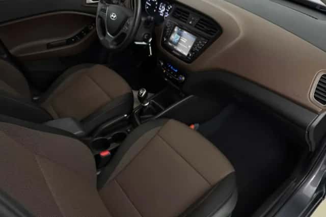 Hyundai i20 (2019) thumbnail 8