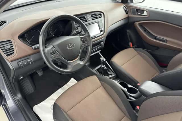 Hyundai i20 (2019) thumbnail 9