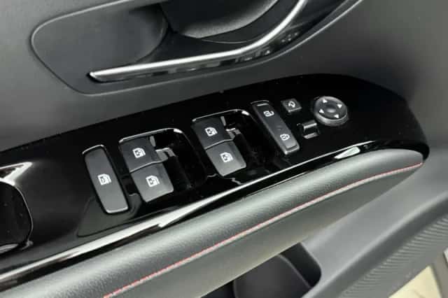 Hyundai Tucson (2024) thumbnail 9