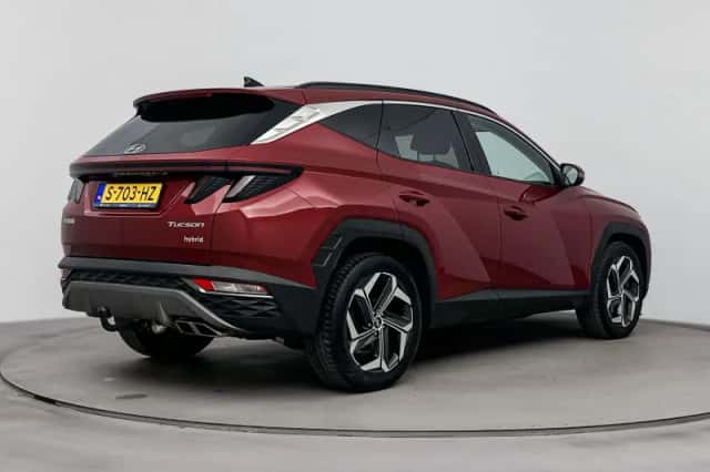 Hyundai Tucson (2023) thumbnail 2