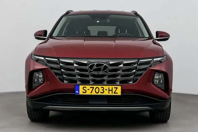 Hyundai Tucson (2023) thumbnail 4