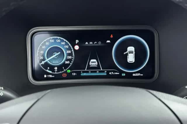 Hyundai Kona (2021) thumbnail 11
