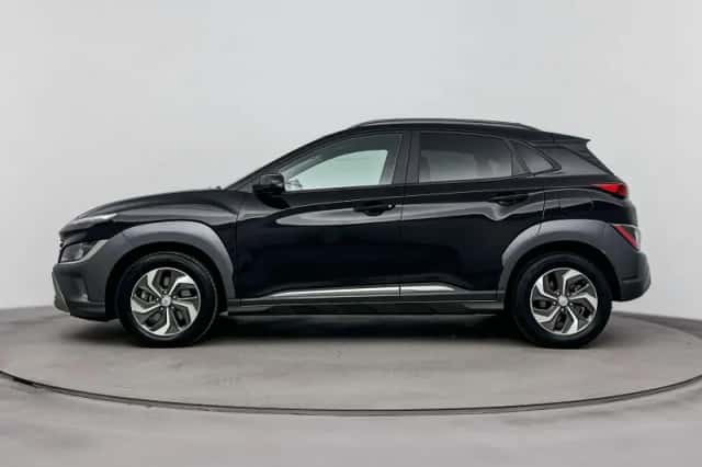 Hyundai Kona (2021) thumbnail 3