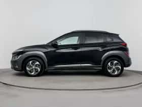 Hyundai Kona (2021) thumbnail 3