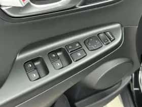 Hyundai Kona (2021) thumbnail 10