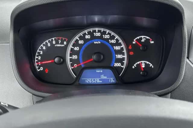Hyundai i10 (2017) thumbnail 11