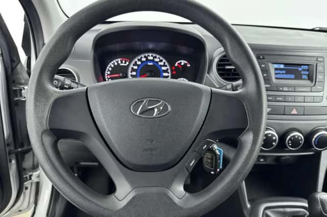 Hyundai i10 (2017) thumbnail 14