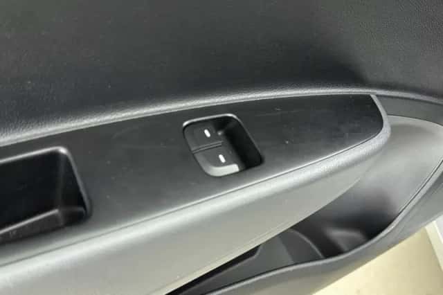 Hyundai i10 (2017) thumbnail 21