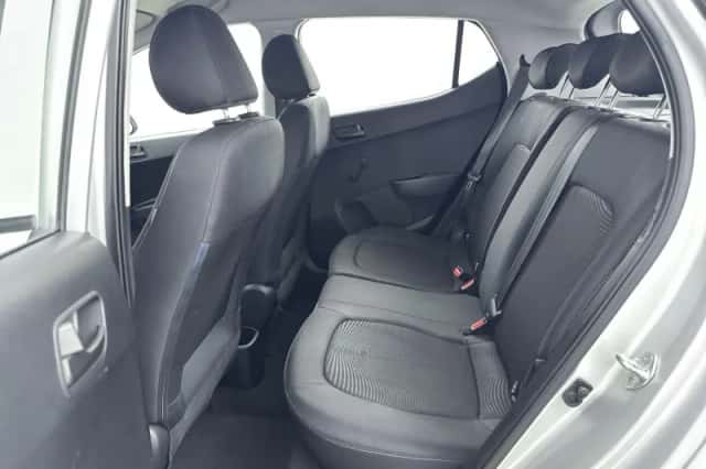 Hyundai i10 (2017) thumbnail 24