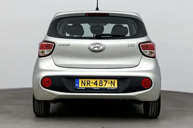 Hyundai i10 (2017) thumbnail 5