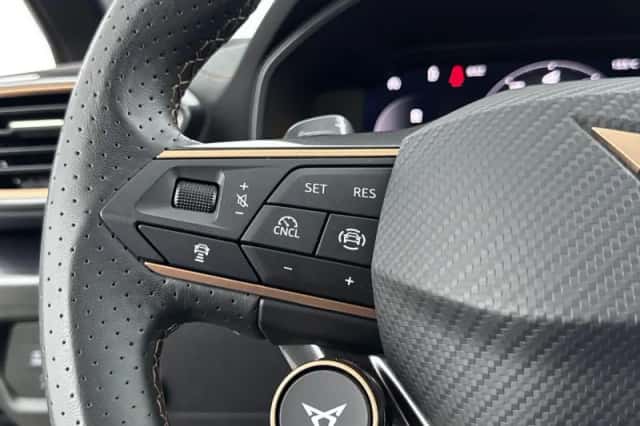 CUPRA Leon (2025) thumbnail 13