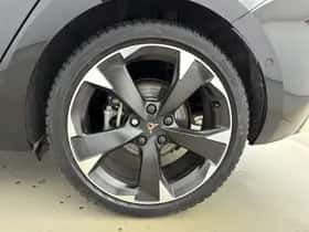 CUPRA Leon (2025) thumbnail 27