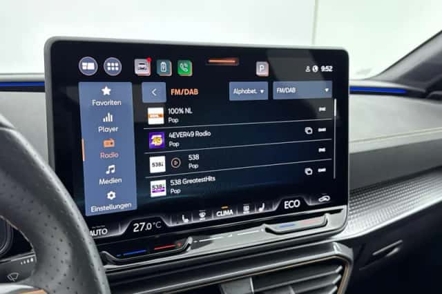 CUPRA Leon (2025) thumbnail 7
