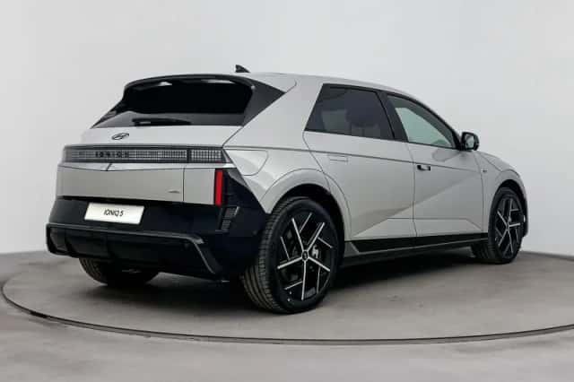 Hyundai Ioniq 5 (2026) thumbnail 2