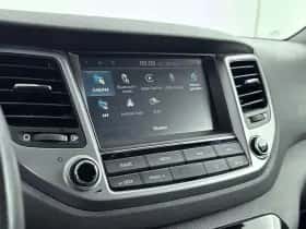 Hyundai Tucson (2018) thumbnail 12