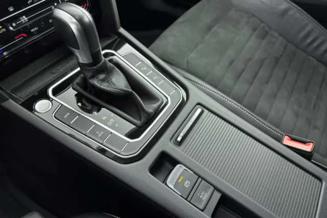 Volkswagen Passat (2023) thumbnail 17