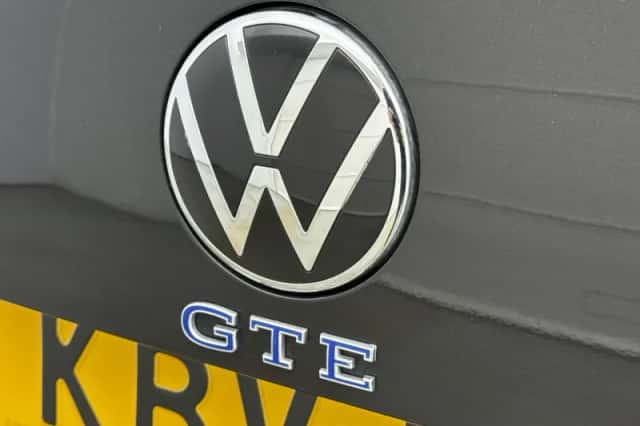 Volkswagen Passat (2023) thumbnail 18