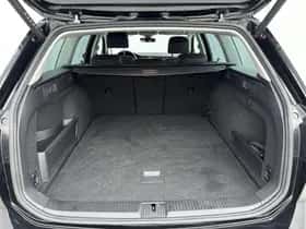 Volkswagen Passat (2023) thumbnail 25