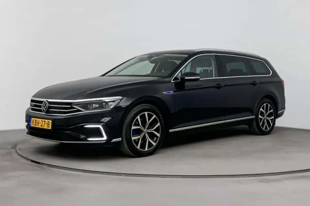 Volkswagen Passat (2023) thumbnail 33