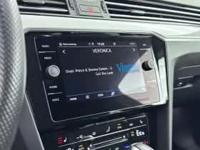 Volkswagen Passat (2023) thumbnail 9