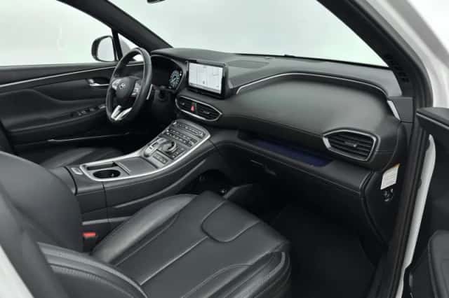 Hyundai Santa Fe (2023) thumbnail 20