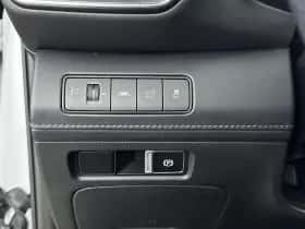 Hyundai Santa Fe (2023) thumbnail 23