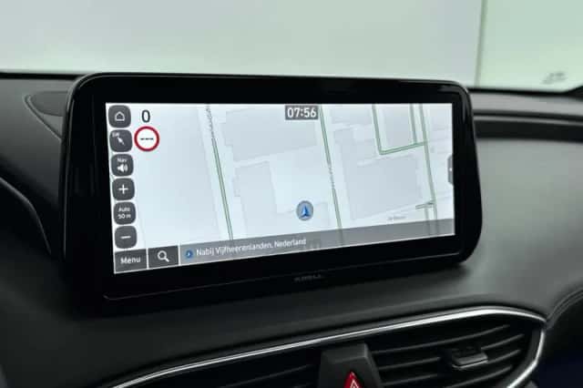 Hyundai Santa Fe (2023) thumbnail 25