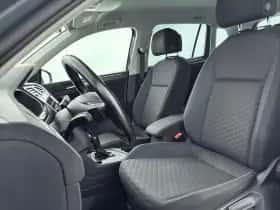 Volkswagen Tiguan (2019) thumbnail 25
