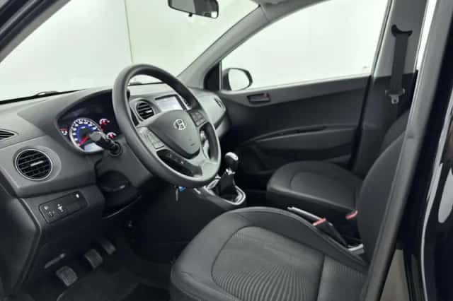 Hyundai i10 (2018) thumbnail 11