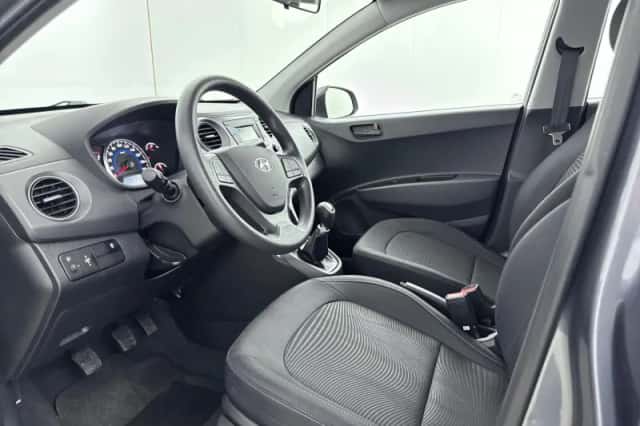 Hyundai i10 (2018) thumbnail 8