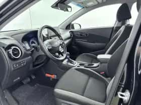 Hyundai Kona (2021) thumbnail 17