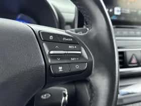 Hyundai Kona (2021) thumbnail 8