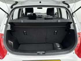 Suzuki Swift (2015) thumbnail 21