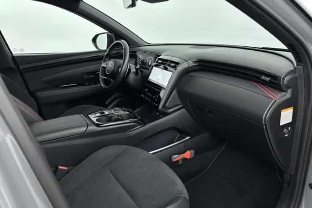 Hyundai Tucson (2021) thumbnail 18