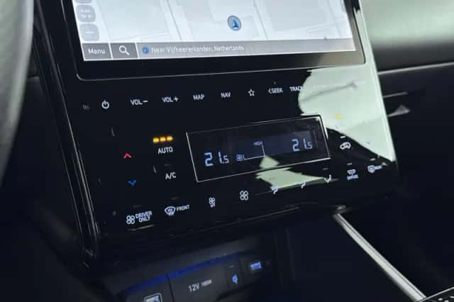 Hyundai Tucson (2021) thumbnail 25