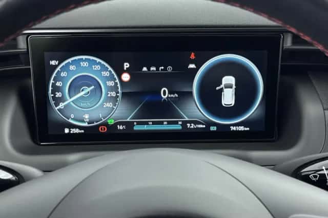 Hyundai Tucson (2021) thumbnail 8