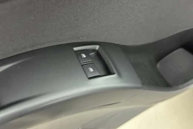 Opel Meriva (2014) thumbnail 17