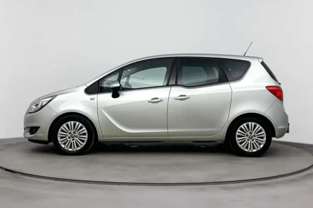 Opel Meriva (2014) thumbnail 3