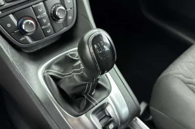 Opel Meriva (2014) thumbnail 24