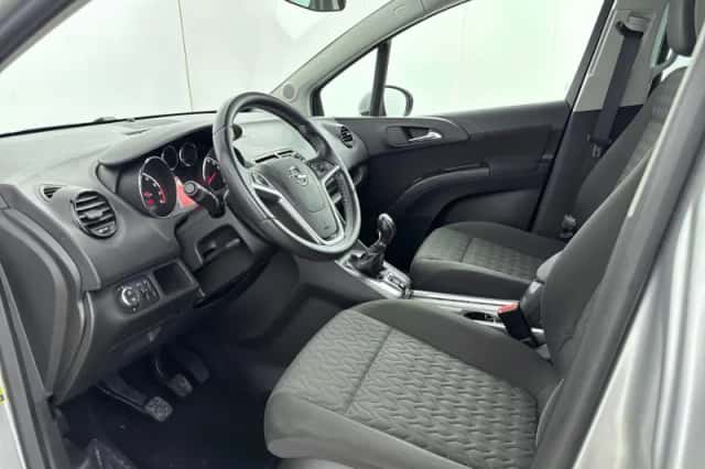 Opel Meriva (2014) thumbnail 10
