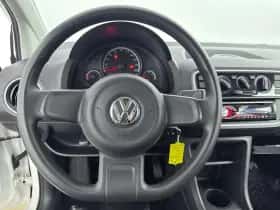 Volkswagen Up! (2016) thumbnail 15