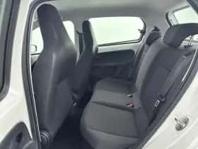 Volkswagen Up! (2016) thumbnail 24