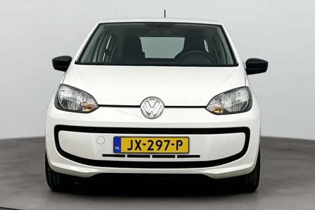Volkswagen Up! (2016) thumbnail 5